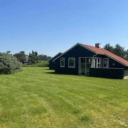 Frellef - 491m From The Sea In Nw Jutland By Interhome * Lokken